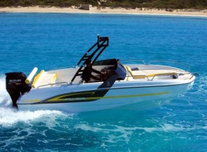 Alquilar una Flyer 600 Sportdeck