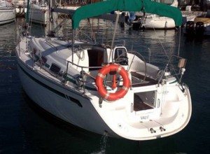 Alquilar un Bavaria 30