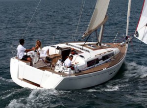 Alquilar un Dufour 375