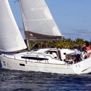 Alquilar un Sun Odyssey 349 en Mallorca