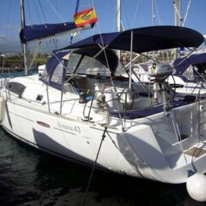 Alquilar un Oceanis 43 en Mallorca