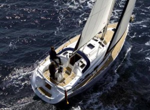 Alquilar un Bavaria 39 en Ibiza