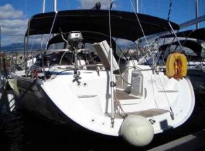 Alquilar un Bavaria 50