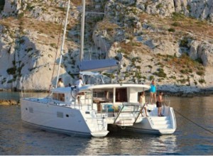 Alquilar un Lagoon 400 S2 en Ibiza