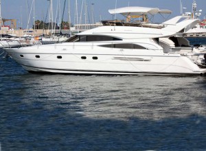Alquilar una Princess 61
