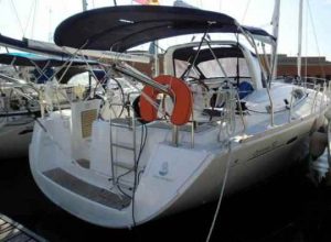 Alquilar Beneteau 50
