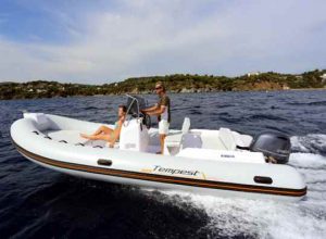 Alquilar una semirrigida